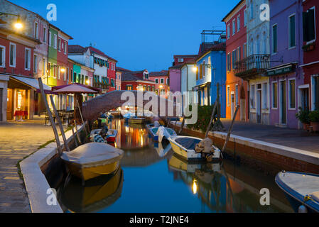 Venedig, Italien, 27. SEPTEMBER 2017: Nacht Landschaft der Insel Burano Stockfoto