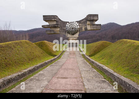 Podgaric, Kroatien - 30. Dezember 2018. Das Denkmal der Revolution des Volkes von Moslavina in Bjelovar-Bilogora County, zentrale Kroatien Stockfoto