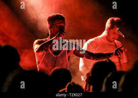 Bologna, Italien. 26 Mär, 2019. Hellfire Buchung präsentiert Frank Carter & die Klapperschlangen. In den letzten Jahren, Frank Carter, der ehemalige Galgen Frontmann, hat nie aufgehört zu begeistern und seine enorme Kreativität und seine Liebe für die Musik zeigen, die auf den renommiertesten Bühnen in Europa zusammen mit seinem Rattesnakes, mehrmals vorhanden, im Reading & Leeds Festival zu spielen, um den Download und viele andere lokale Festivals wie dem Home Festival und die Firenze Felsen zu Beginn des Bands des Kalibers von Foo Fighters & Biffy Clyro! Credit: Luigi Rizzo/Pacific Press/Alamy leben Nachrichten Stockfoto