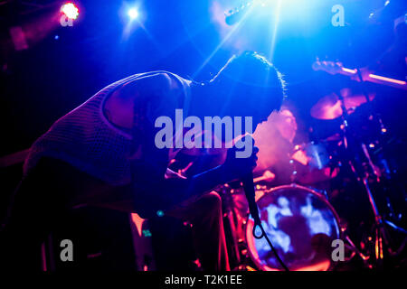 Bologna, Italien. 26 Mär, 2019. Hellfire Buchung präsentiert Frank Carter & die Klapperschlangen. In den letzten Jahren, Frank Carter, der ehemalige Galgen Frontmann, hat nie aufgehört zu begeistern und seine enorme Kreativität und seine Liebe für die Musik zeigen, die auf den renommiertesten Bühnen in Europa zusammen mit seinem Rattesnakes, mehrmals vorhanden, im Reading & Leeds Festival zu spielen, um den Download und viele andere lokale Festivals wie dem Home Festival und die Firenze Felsen zu Beginn des Bands des Kalibers von Foo Fighters & Biffy Clyro! Credit: Luigi Rizzo/Pacific Press/Alamy leben Nachrichten Stockfoto