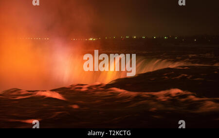 März 31 wurde wie ein Löwe in Niagara Falls Ontario 2019 Stockfoto