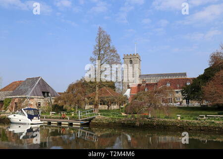 Priory Hotel mit Klosterkirche Lady St Mary hinter, Wareham, Isle of Purbeck, Dorset, England, Großbritannien, USA, UK, Europa Stockfoto