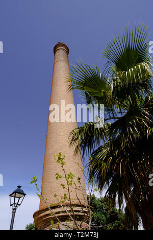 Ehemalige Zuckerfabrik nun ein Museum/Kunstgalerie genannt Nuestra Señora del Carmen in Torre del Mar, Axarquia, Malaga, Andalusien, Costa del Sol, Spanien Stockfoto