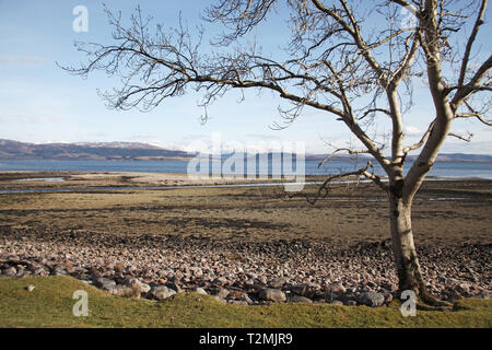 Blick über Loch Linnhe in Richtung Port Appin Reichweite und Glen Coe über Schottland Vereinigtes Königreich Stockfoto