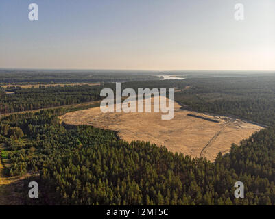 Blick auf die Grube von der Drohne Stockfoto