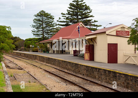 Port Elliot Bahnhof auf der Fleurieu Peninsula Port Elliot South Australia entfernt am 3. April 2019 Stockfoto