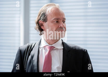 Berlin, Deutschland. 03 Apr, 2019. Kai Gräber, Leiter des Büros des Doping Staatsanwaltschaft in München, steht vor einer Sitzung des Sportausschusses des Deutschen Bundestages im Paul-Löbe-Haus. Credit: Christoph Soeder/dpa/Alamy leben Nachrichten Stockfoto