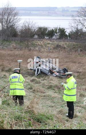 Inverness, Schottland, Großbritannien. 3 Apr, 2019. Foto: 2. Apr 2019. Die Polizei hat die Identität der Mann, der starb nach einer Straße Verkehr Zusammenstoß auf der A 862 in der Nähe von Lentran zwischen Inverness und Beauly bestätigt. Er war Paul Peacock, 60, aus Kiltarilty. Herr Pfau war der Fahrer und der alleinige Inhaber eines silbernen Volkswagen Golf, die Straße in der Nähe von Inchberry Links rund um 13.30 Uhr am Dienstag, den 2. April. Es wurden keine anderen Fahrzeuge beteiligt. Foto: Andrew Smith/Alamy leben Nachrichten Stockfoto