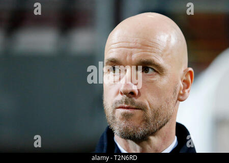 EMMEN, 03-04-2019, Oude Meerdijk Stadion, Saison 2018 / 2019, der niederländischen Eredivisie. Erik 10 Hag während des Spiels Emmen - Ajax. Stockfoto