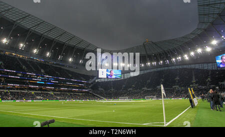 London, Großbritannien. 3 Apr, 2019. Tottenham Hotspur Stadion, London, UK. 3. Apr 2019. Allgemeine Ansicht während der Premier League Match zwischen den Tottenham Hotspur und Crystal Palace an der Tottenham Hotspur Stadion am 3. April 2019 in London, England. (Foto von Paul Raffety/phcimages.com) Credit: PHC Images/Alamy leben Nachrichten Stockfoto