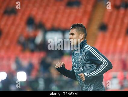 Valencia, Spanien. 3 Apr, 2019. Casemiro während des Fußballspiels zwischen Valencia CF und Real Madrid CF am 3. April 2019 im Stadium Mestalla in Valencia, Spanien. Credit: CORDON PRESSE/Alamy leben Nachrichten Stockfoto