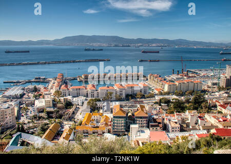 Gibraltar und der Bucht von Algeciras aus dem Felsen gesehen Stockfoto