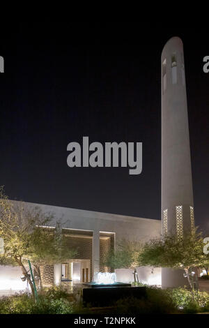 Eingang und Minarett, Moschee, Msheireb Jumaa, Doha, Qatar Stockfoto