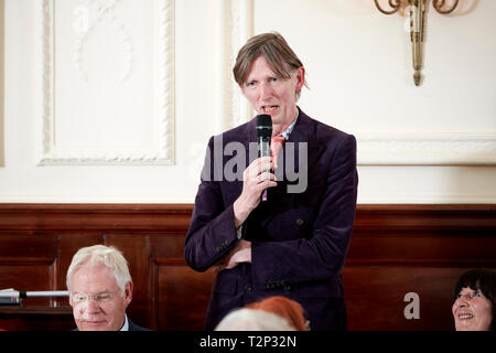 Matthäus Sturgis in den Oldie literarische Mittagessen 02.04.19. Stockfoto