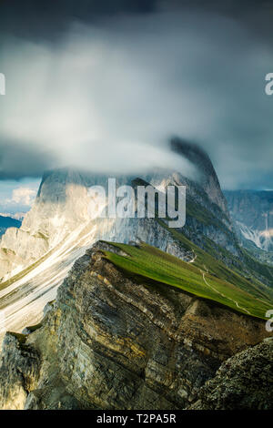 Die Schone Seceda 2500 M Auf Die Italienischen Dolomiten Stockfotografie Alamy