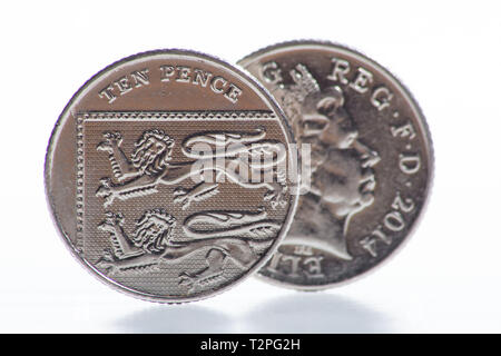 Münzen. Die zehn Pence Stück. Dies ist der zweite kleinsten Silbermünze Konfession in den Sterling Währung. Stockfoto