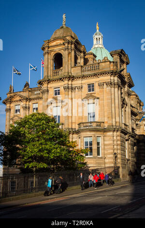 Die Bank von Schottland Gebäude auf dem Damm auf einem späten Sommer am Nachmittag. Stockfoto