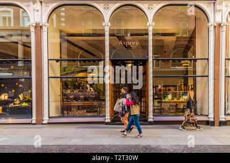 April 2019. London. Ein Blick auf die Marke Asprey Store auf der Bond Street in London. Stockfoto