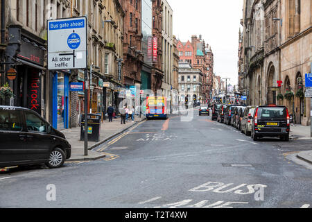 Blick nach Norden bis Hope Street im Stadtzentrum von Glasgow, Schottland, Großbritannien Stockfoto