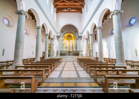 Kirche St. Anselmo auf dem Aventin in Rom, Italien. Stockfoto