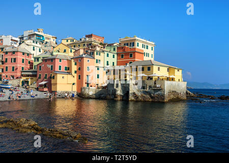 Genua, Italien - Oktober 14, 2018: boccadasse ist ein kleines Fischerdorf in Genua Stockfoto