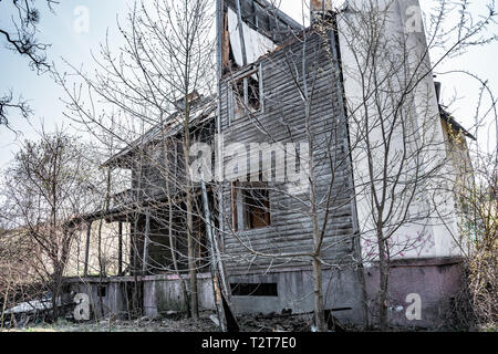 Verlassenes Haus Hoia Baciu - Haunted Forest, Rumänien, ein Ort, wo Sie viele merkwürdige Geschichten und Happenings entdecken Stockfoto