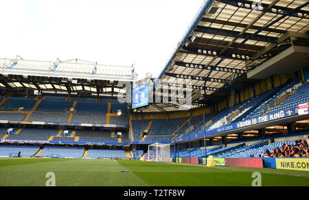 Die Premier League Spiel zwischen Chelsea und Brighton & Hove Albion an der Stamford Bridge. 3. April 2019 nur für den redaktionellen Gebrauch bestimmt. Kein Merchandising. Für Fußball Bilder FA und Premier League Einschränkungen Inc. kein Internet/Mobile Nutzung ohne fapl Lizenz - für Details Kontakt Fußball Dataco Stockfoto