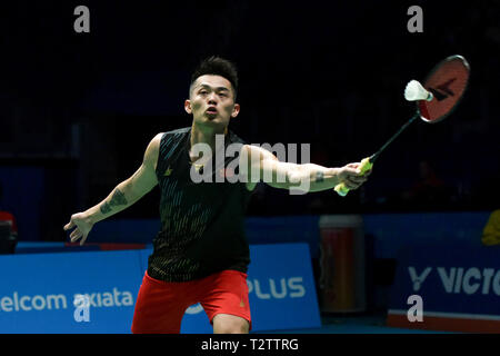 Kuala Lumpur, Malaysia. 4 Apr, 2019. Lin Dan von China konkurriert während des Malaysia Open Männer singles zweite runde Spiel gegen Suppanyu Avihingsanon von Thailand in Kuala Lumpur, Malaysia, 4. April 2019. Lin Dan gewann 2-0. Credit: Chong Voon Chung/Xinhua/Alamy leben Nachrichten Stockfoto