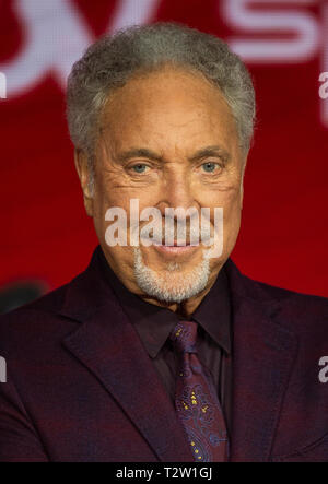 Tom Jones nimmt Die Stimme de Final 2019 photocall in Elstree Studios in Borehamwood, England. Stockfoto