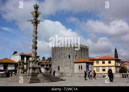 Der pelourinho Spalte in der Nähe der Kathedrale von Porto Stockfoto