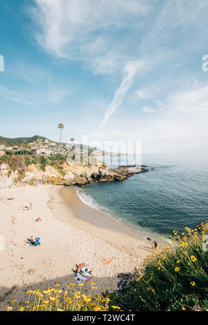 Blick auf den Strand von Treasure Island Park, in Laguna Beach, Orange County, Kalifornien Stockfoto