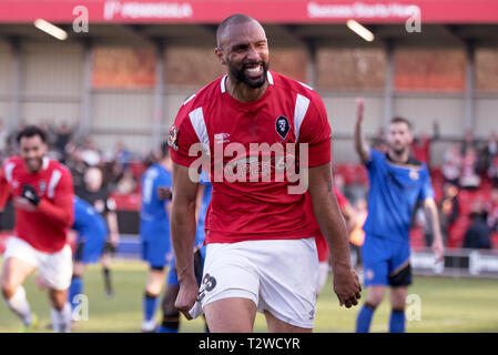 Salford City Spieler feiern in der Nachspielzeit Nathan's Pond Sieger gegen Bromley in der nationalen Liga. Die Halbinsel Stadion. Salford. 30/03/19. Stockfoto