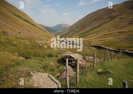 Kirkstone Pass, Lake District, Cumbria in Richtung Brüder Wasser suchen Stockfoto