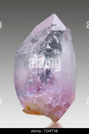 Amethyst Mineral Stein rock Juwel Quarz Stockfoto