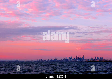 Besuchen sie Australien. Aussicht und Landschaft scenics von Australien. Sonnenuntergang auf Port Phillip Bay. Victoria Stockfoto