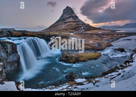 Kirkjufell, Grundarfjodur, Snaefellsnes, Island, Europa Stockfoto