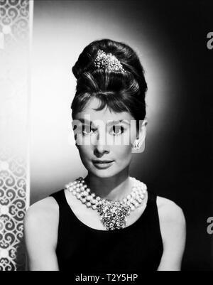 AUDREY HEPBURN, Frühstück bei Tiffany, 1961 Stockfoto