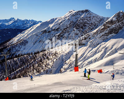 Wintersport bei hillstation Alpjoch, Skigebiet Hochimst, Imst, Tirol, Österreich, Europa Stockfoto