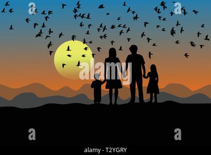 Schwarze Silhouette, Eltern, Sohn und Tochter stehen bei Sonnenuntergang. Es gibt Vögel fliegen in den Himmel. Es ist ein Berg im Hintergrund. Stock Vektor