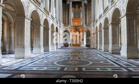 VERSAILLES, Paris, Frankreich, 23. SEPTEMBER 2015: Die königliche Kapelle im Schloss von Versailles, Paris, Frankreich Stockfoto