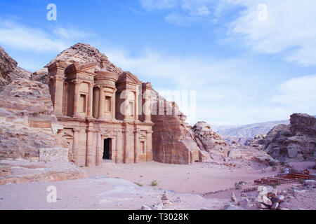 Nahaufnahme der Al-Dier Kloster von Petra, Jordanien. Stockfoto