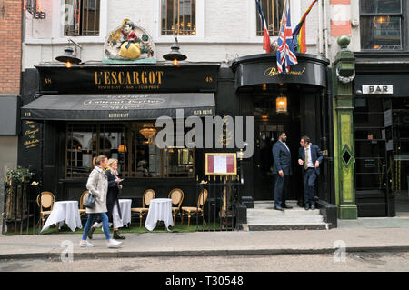 L'Escargot in Soho - Londons ältesten und berühmtesten französischen Restaurant und Club, 48 griechischen Street, Soho, London, England, Großbritannien Stockfoto