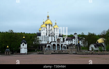 Zarvanytsia Geistliches Zentrum - die Welt Mariiskaya Ferienhäuser Centre, einem der größten Podolian Heiligtümer der griechisch-katholischen Kirche der Ukraine in der Ukr Stockfoto
