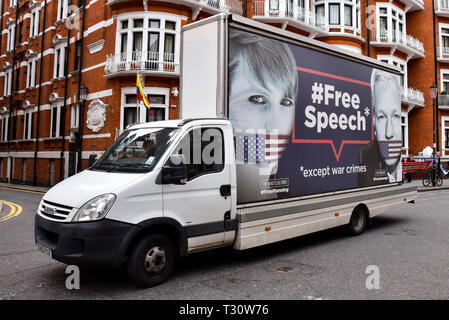 Knightsbridge, London, UK. 5 Apr, 2019. Wikileaks Julian Assange kann von der ecuadorianischen Botschaft in Knightsbridge entfernt werden. Quelle: Matthew Chattle/Alamy leben Nachrichten Stockfoto