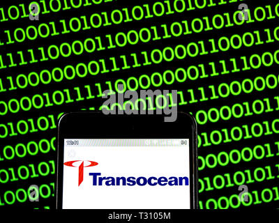 In der Ukraine. 5 Apr, 2019. In diesem Foto Illustration ein transocean Ltd logo gesehen auf einem Smartphone angezeigt. Quelle: Igor Golovniov/SOPA Images/ZUMA Draht/Alamy leben Nachrichten Stockfoto