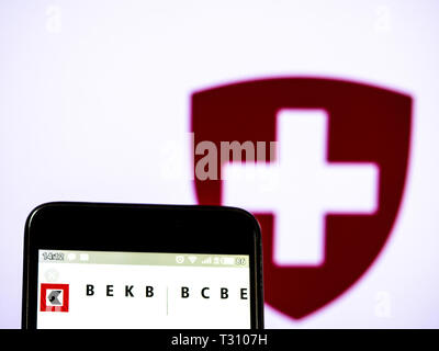In der Ukraine. 5 Apr, 2019. In diesem Foto Illustration ein Berner Kantonalbank logo gesehen auf einem Smartphone angezeigt. Quelle: Igor Golovniov/SOPA Images/ZUMA Draht/Alamy leben Nachrichten Stockfoto
