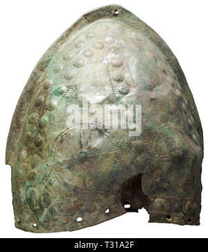 Helme, prähistorische Helme, Bronzezeit crested Helm, Ungarn (?), 11./10. Jahrhundert v. Chr., Additional-Rights - Clearance-Info - Not-Available Stockfoto