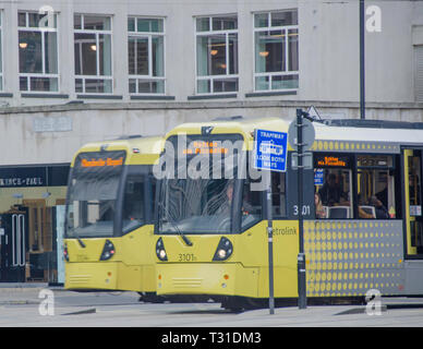 Straßenbahnen auf Metrolink in Manchester. Stockfoto