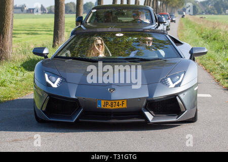WADWAY, IN DEN NIEDERLANDEN, August 27,2017: Lamborghini Aventador bei einer Rallye für exklusive Sportwagen auf August 27, 2017 in Wadway Holland Stockfoto