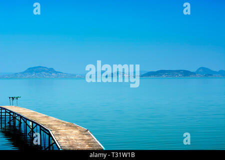 Angler Pier am Plattensee, Ungarn Stockfoto